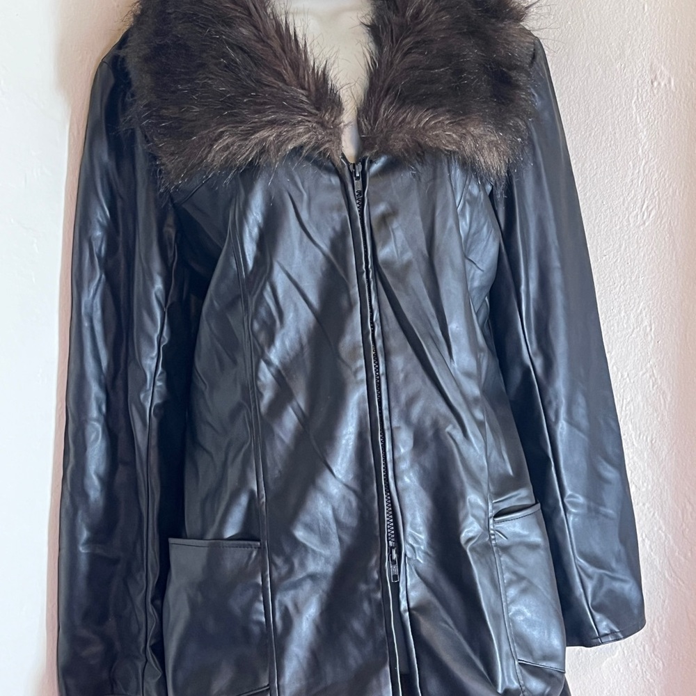 BB Dakota Black Vegan Leather Jacket with Faux Fur Collar Size XL